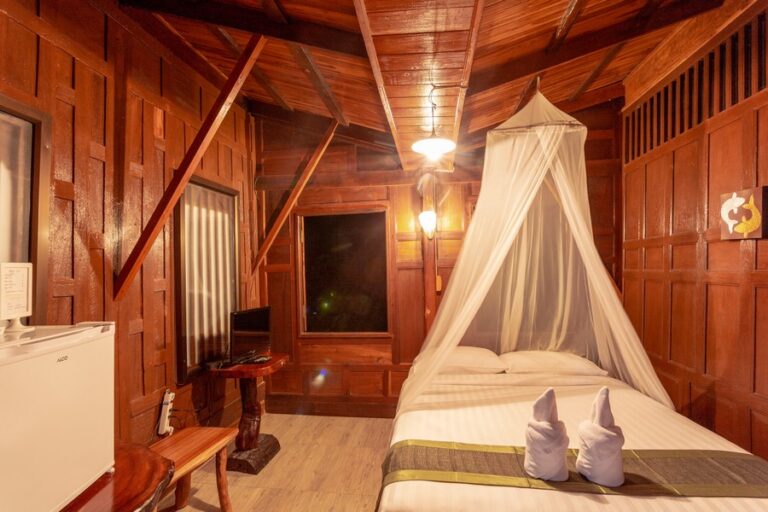 athithara homestay 01 768x512