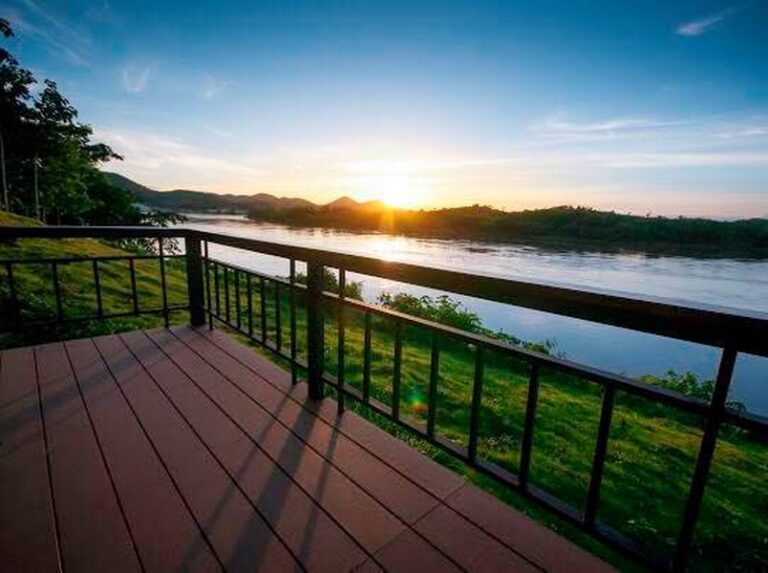 chiang klong riverside 08 768x573