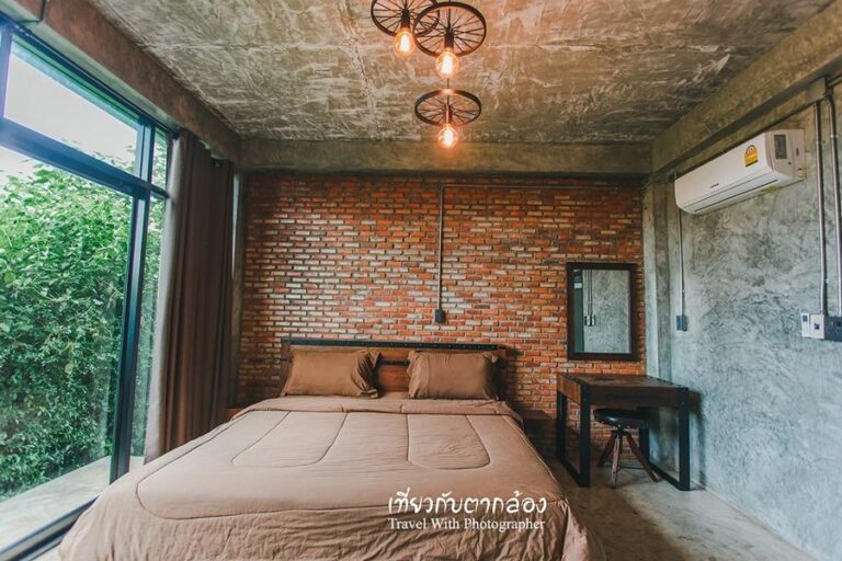 khong eyes 15 768x512