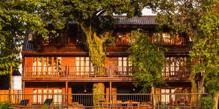 riverhouse 18 768x384