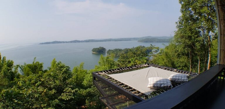 thawsi lake 12 768x373