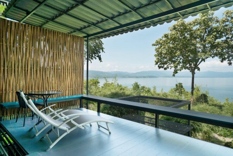 thawsi lake 16 768x513