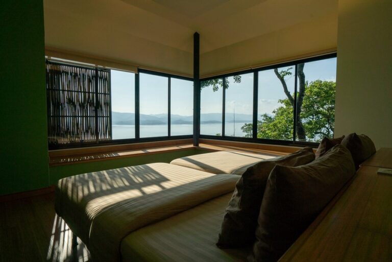 thawsi lake 17 768x513