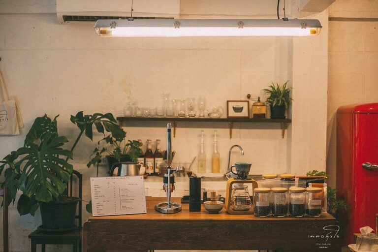 Plursukjai Cafe07 768x512