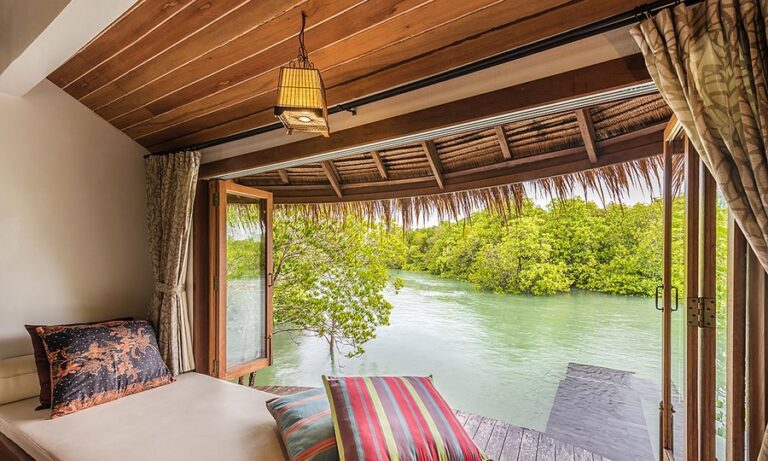 at the blue sky 09 768x461