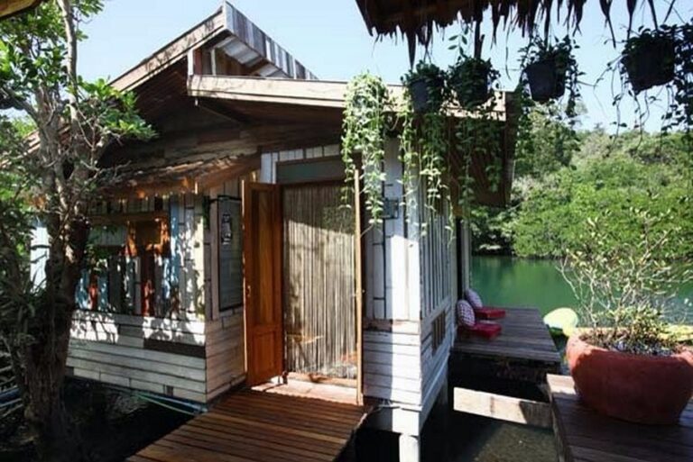 bann makok02 768x513