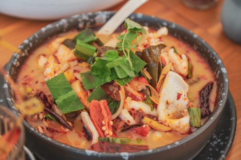 hideout resort06 768x512