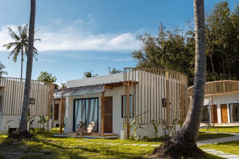 hideout resort16 768x512