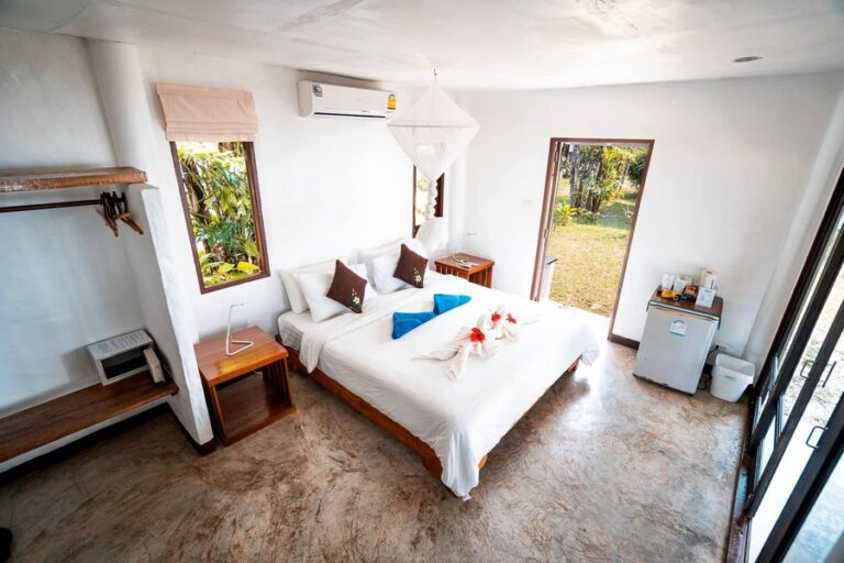 lazy day resort04 768x512