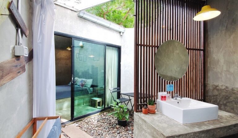 pause resort10 768x445